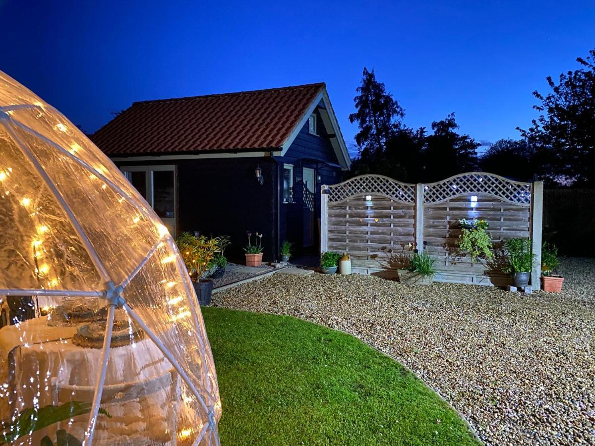 Saving Grace With Private Hot Tub Villa Bawdeswell Екстериор снимка