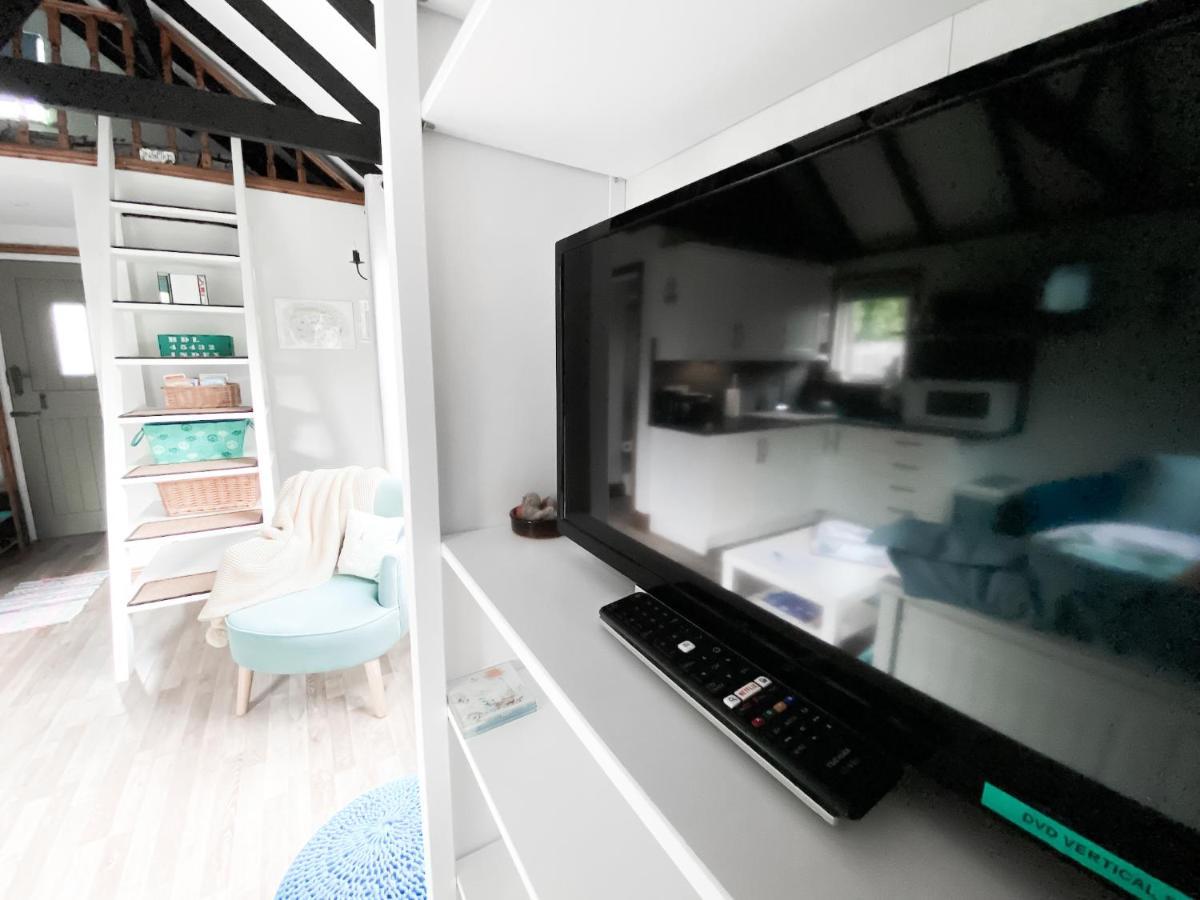 Saving Grace With Private Hot Tub Villa Bawdeswell Екстериор снимка